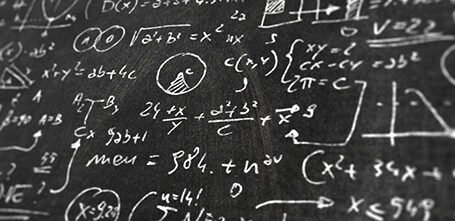 محمد بغدادي يهدي العرب أول موسوعة علمية في الفيزياء الرياضية باللغة العربية