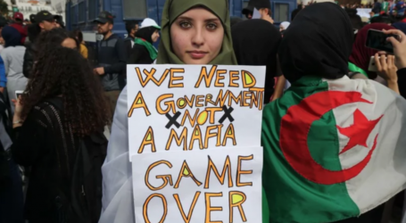 مسيرات سلمية لطلبة جامعات الوطن دعما للحراك الشعبي