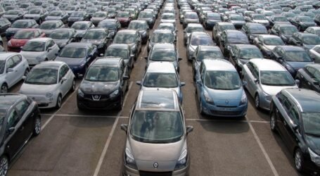 استيراد السيارات المستعملة “للضغط” على أسعار السيارات الجديدة