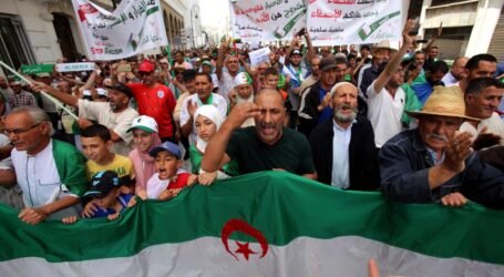 الجمعة 16، تتوالى المسيرات و المطلب واحد