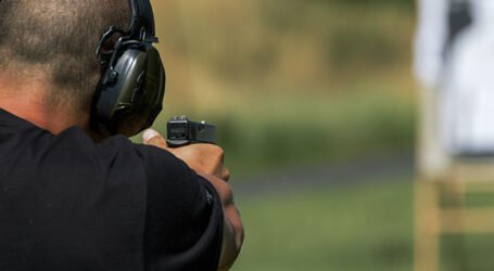 انطلاق البطولة الوطنية للرماية بالمسدس الآلي للشرطة