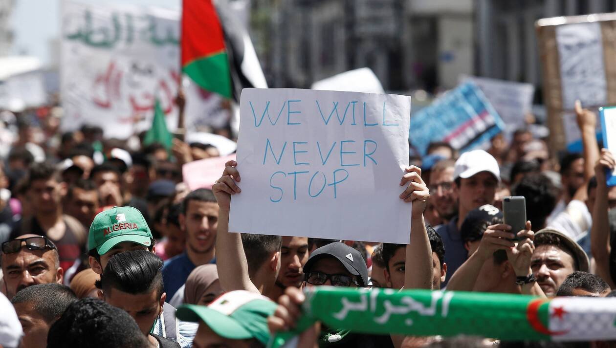 hirak-etudiant-18-06-2019