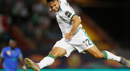 الجزائر تسحق تنزانيا وتضفر بالمركز الأول