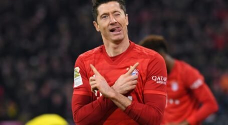 بطولة ألمانيا: فليك يدشن مشواره المحلي مع بايرن بسحق دورتموند برباعية