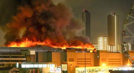 مقتل العشرات من الضحايا إثر عملية إرهابية بقاعة حفلات في موسكو